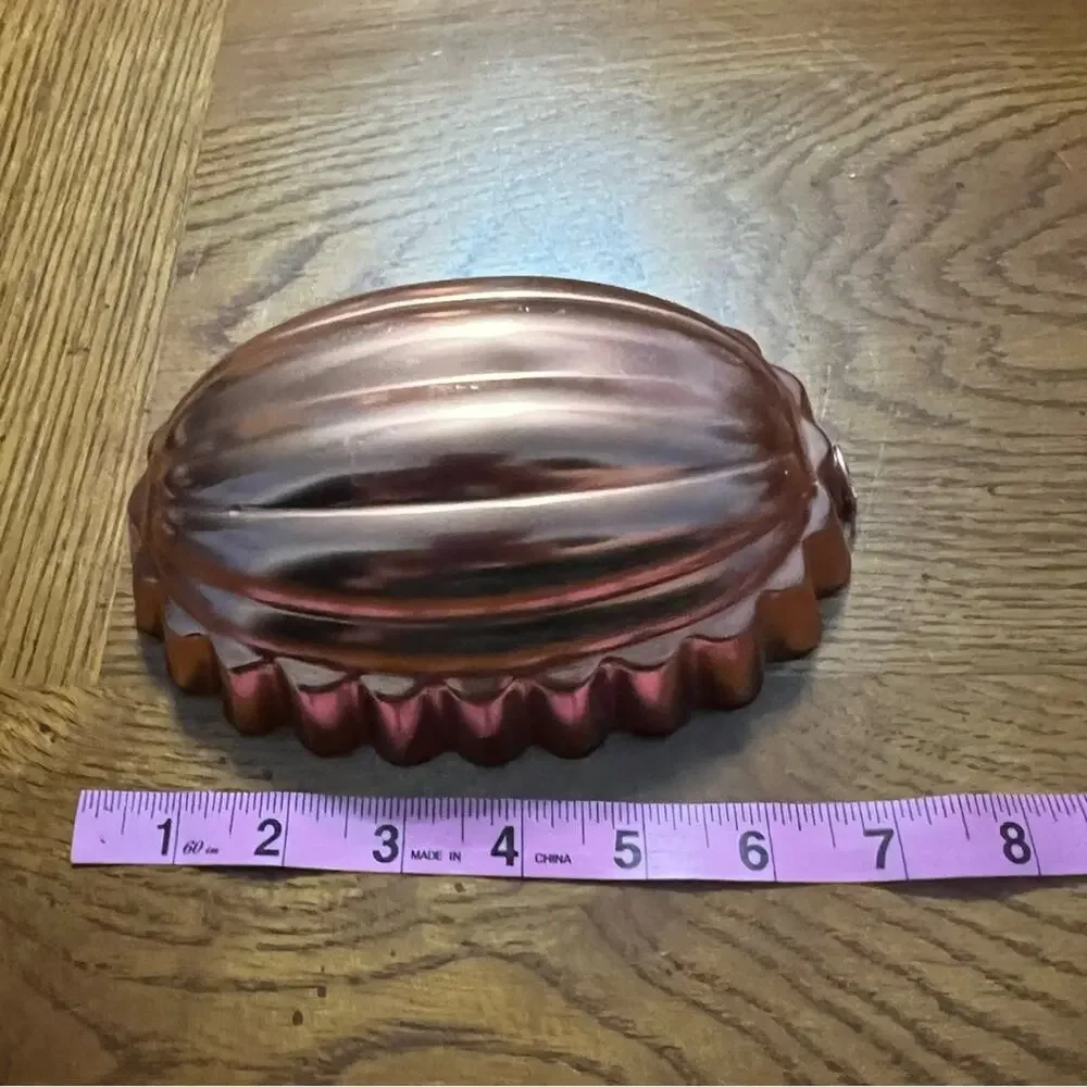 Vintage Copper Oval Cake Pan Pudding Jello Mold Wall Decor 90s Cottagecore
